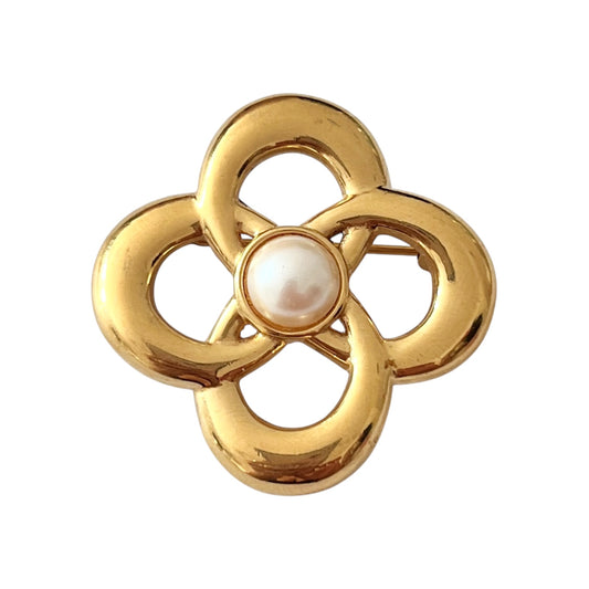 1980s Monet Gold Plated Faux Pearl Flower Brooch