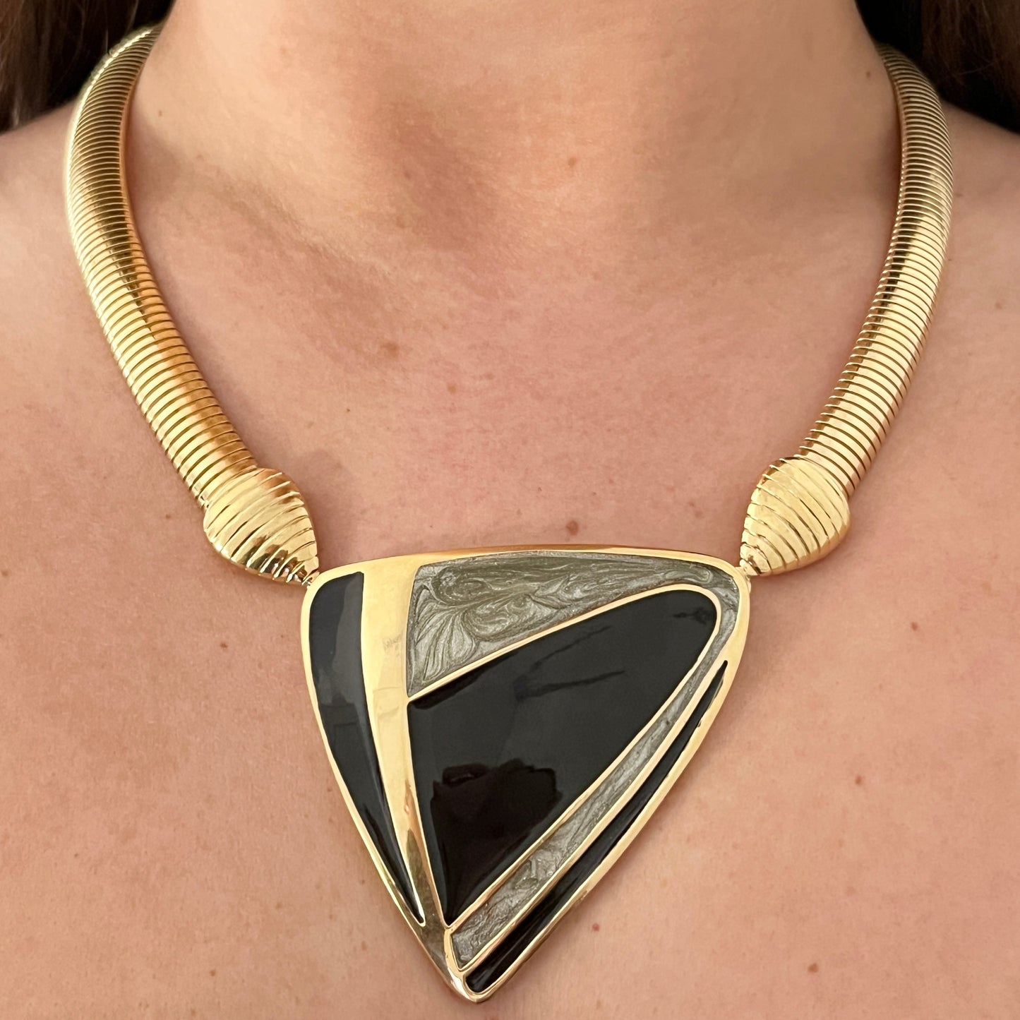 1980s Trifari Gold Plated Black Marble Pendant Collar Necklace