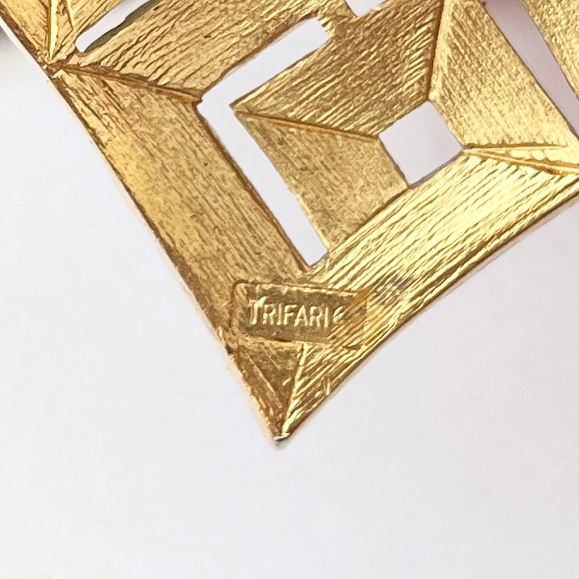 1980s Trifari Textured Gold Plated Diamond Statement Brooch
