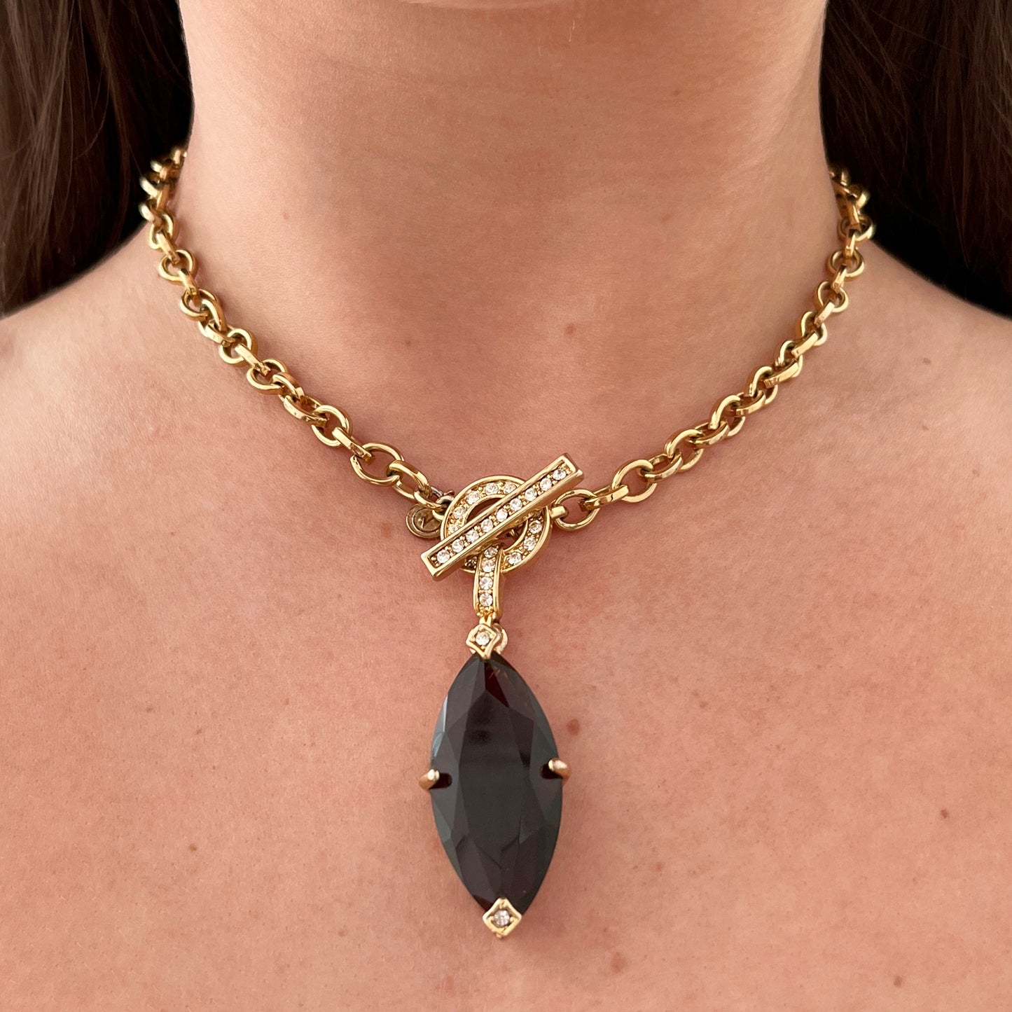 1960s Napier Gold Plated Brown Diamanté T-Bar Pendant Necklace