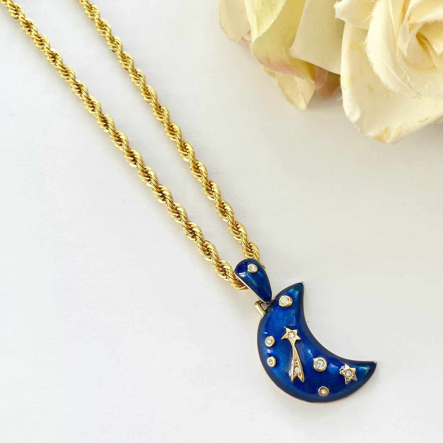 1980s Crescent Moon Shooting Star Pendant Gold Plated Rope Chain Necklace