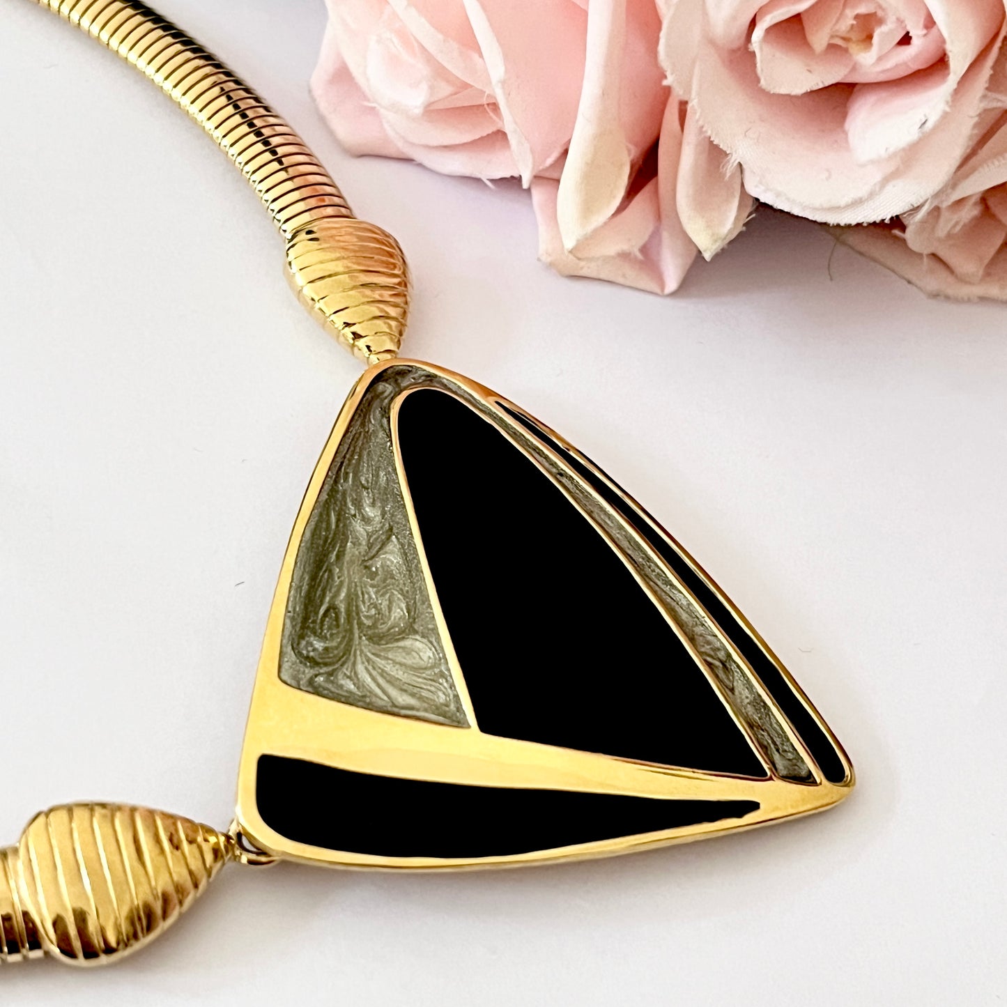 1980s Trifari Gold Plated Black Marble Pendant Collar Necklace