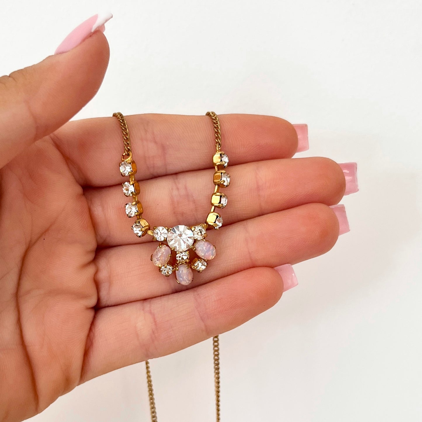 1920s Pretty Pink Fire Opal Glass Necklace