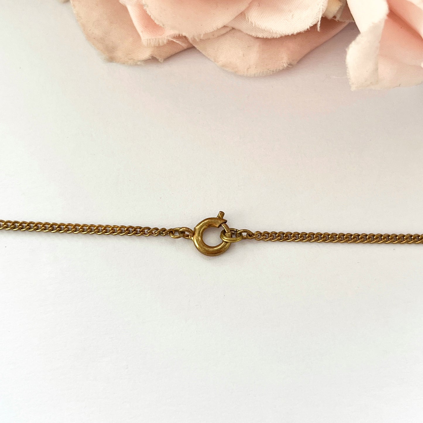 1920s Pretty Pink Fire Opal Glass Necklace