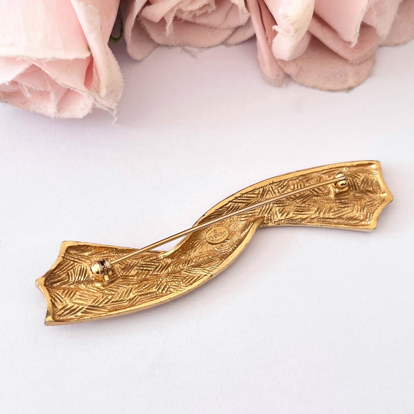 1980s Givenchy Brushed Gold Plated Brooch