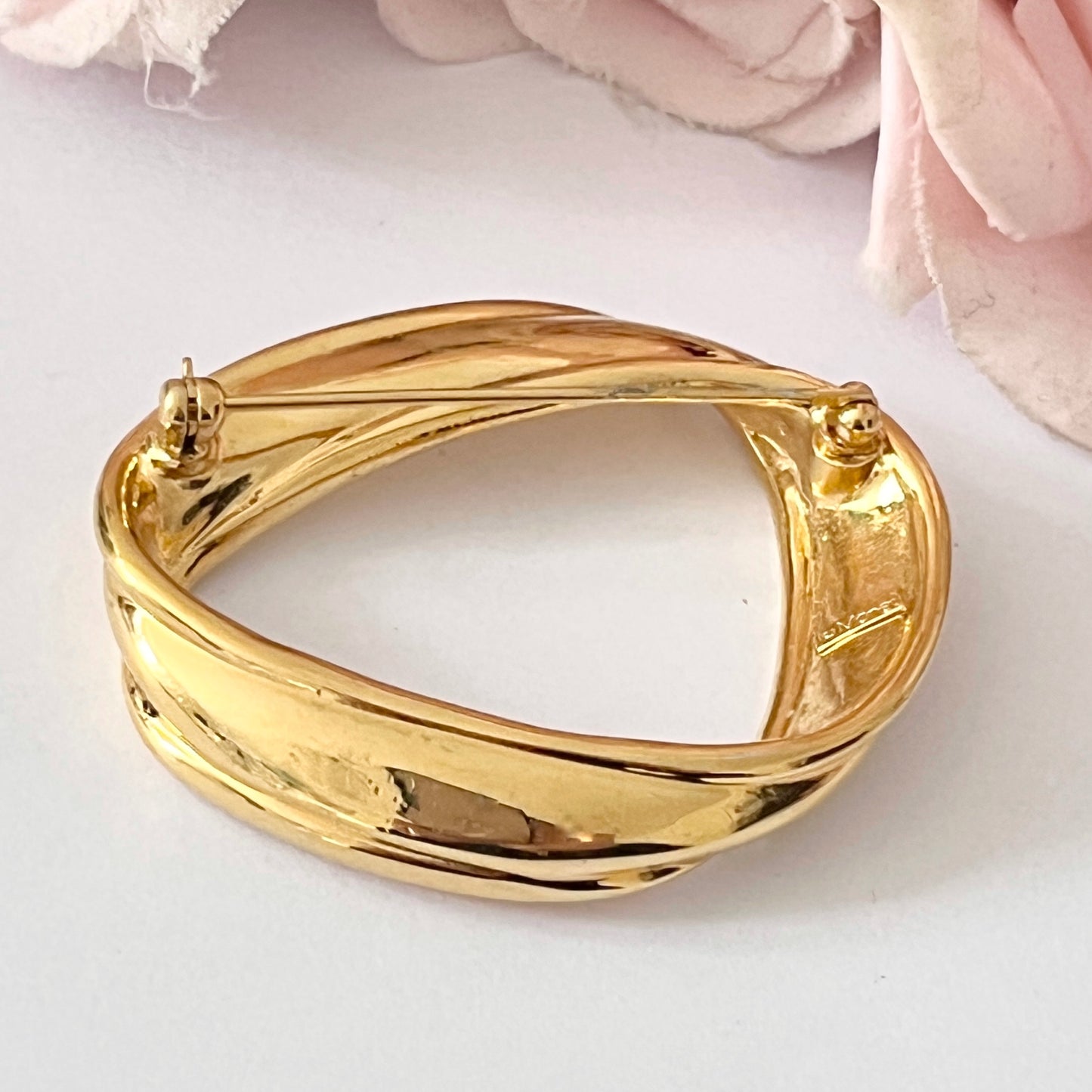 1960s Monet Gold Plated Brooch