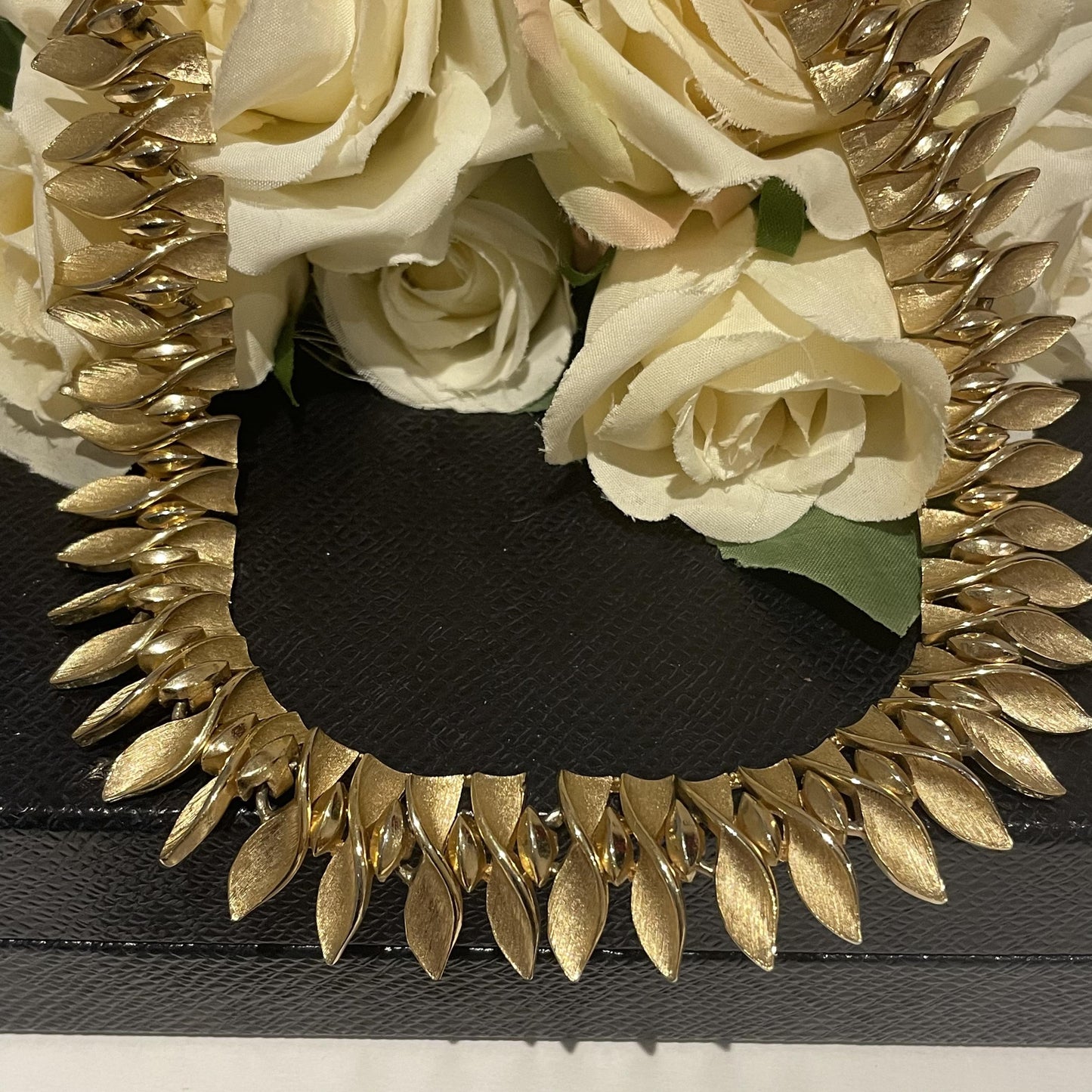 1960s Trifari Brutalist Brushed Gold Tone Statement Collar Necklace