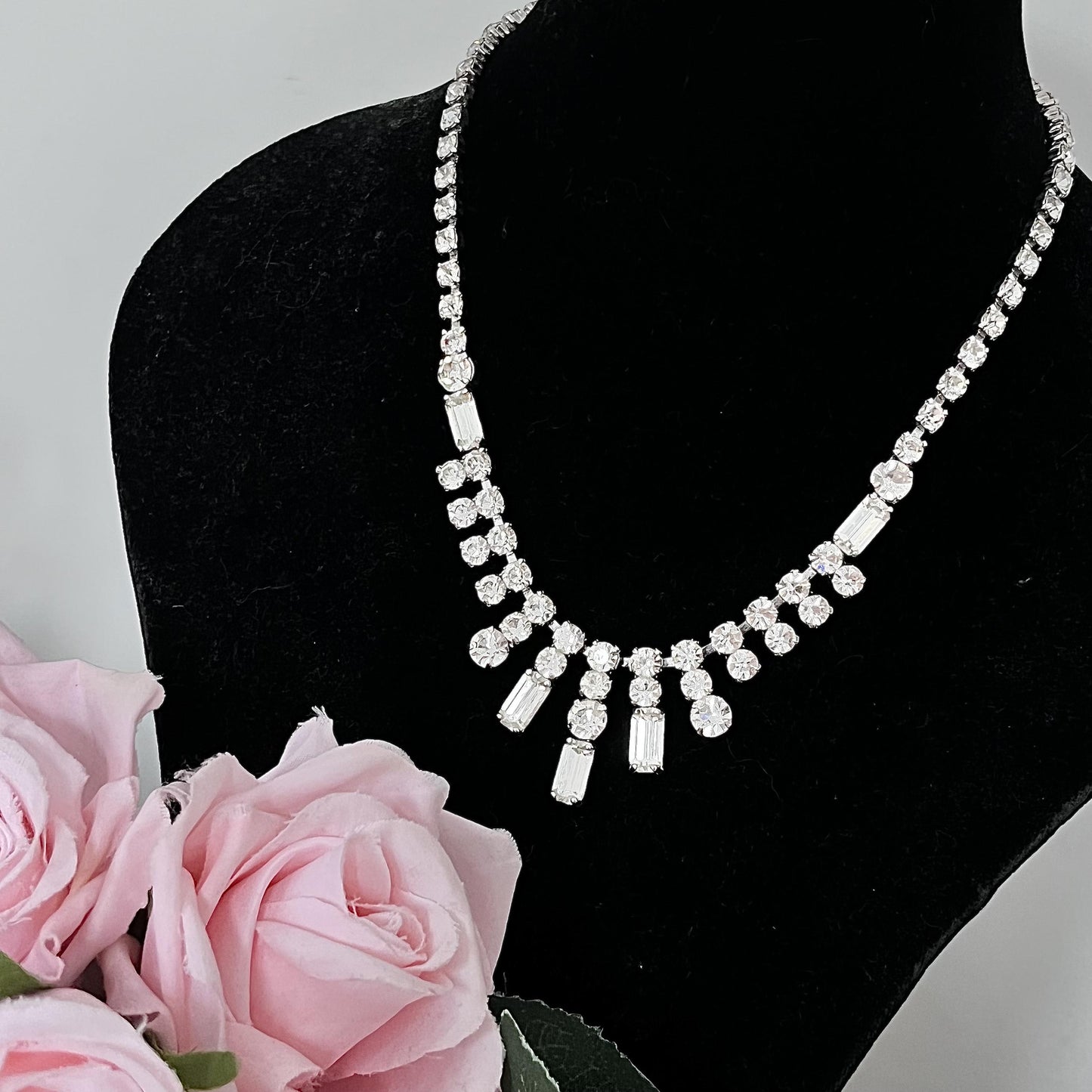 1980s Silver Sparkly Diamanté Necklace