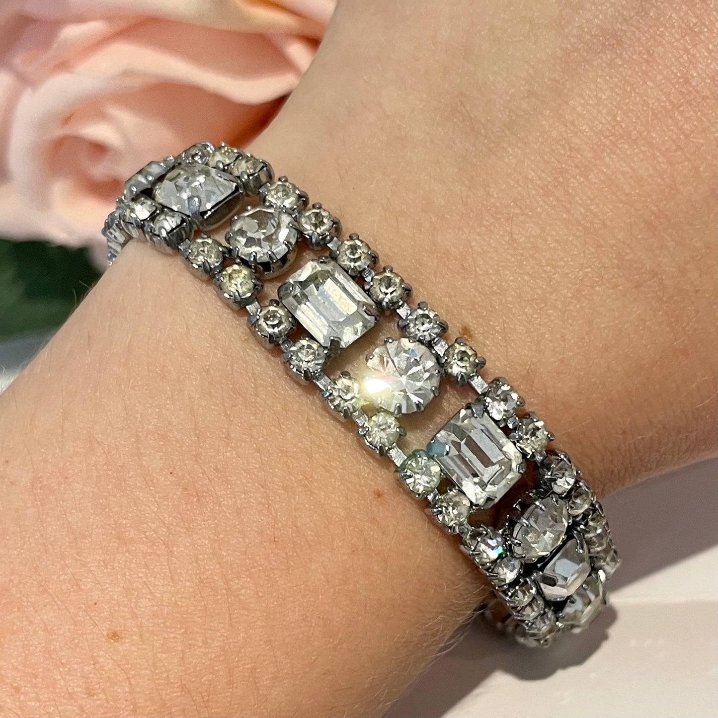 1950s Beautiful Diamanté Sparkly Bracelet