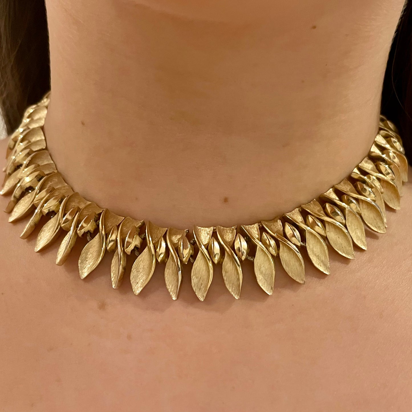 1960s Trifari Brutalist Brushed Gold Tone Statement Collar Necklace