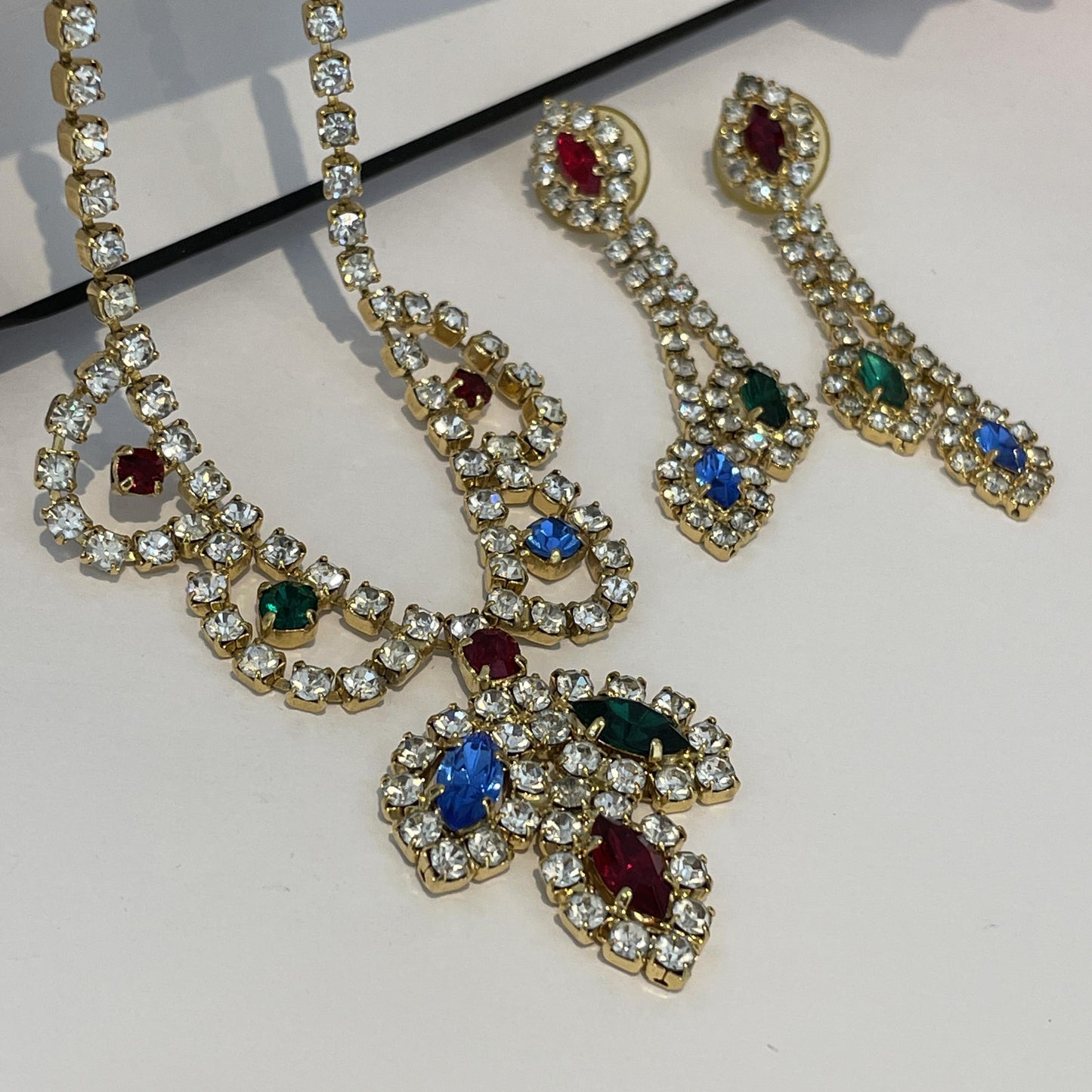 1980s Harlequin Sparkly Diamanté Gold Plated Necklace