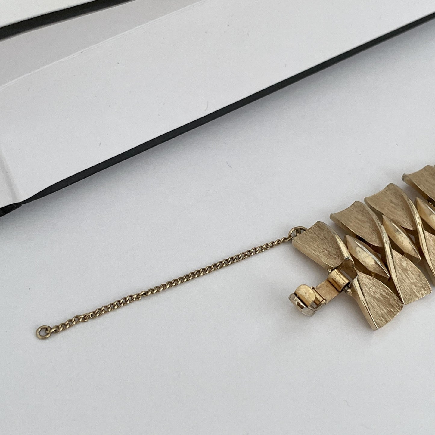 1960s Trifari Brutalist Brushed Gold Tone Bracelet