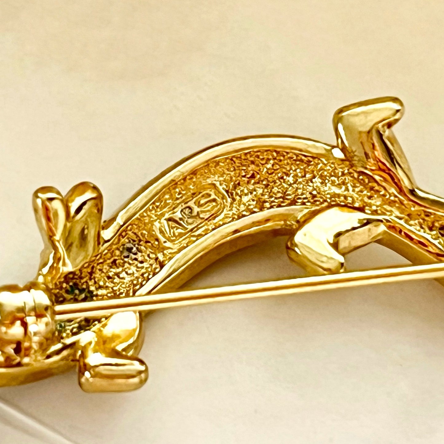 1980s Attwood & Sawyer Black Enamel Gold Plated Diamanté Lizard Brooch