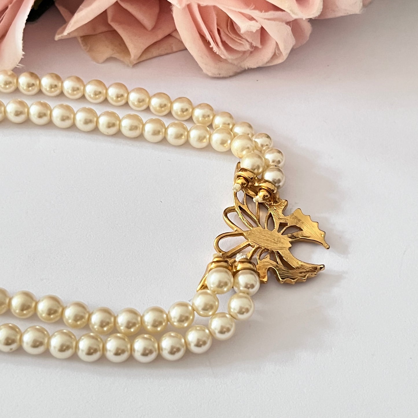 1980s Butterfly Pendant Faux Pearl Multistrand Collar Necklace