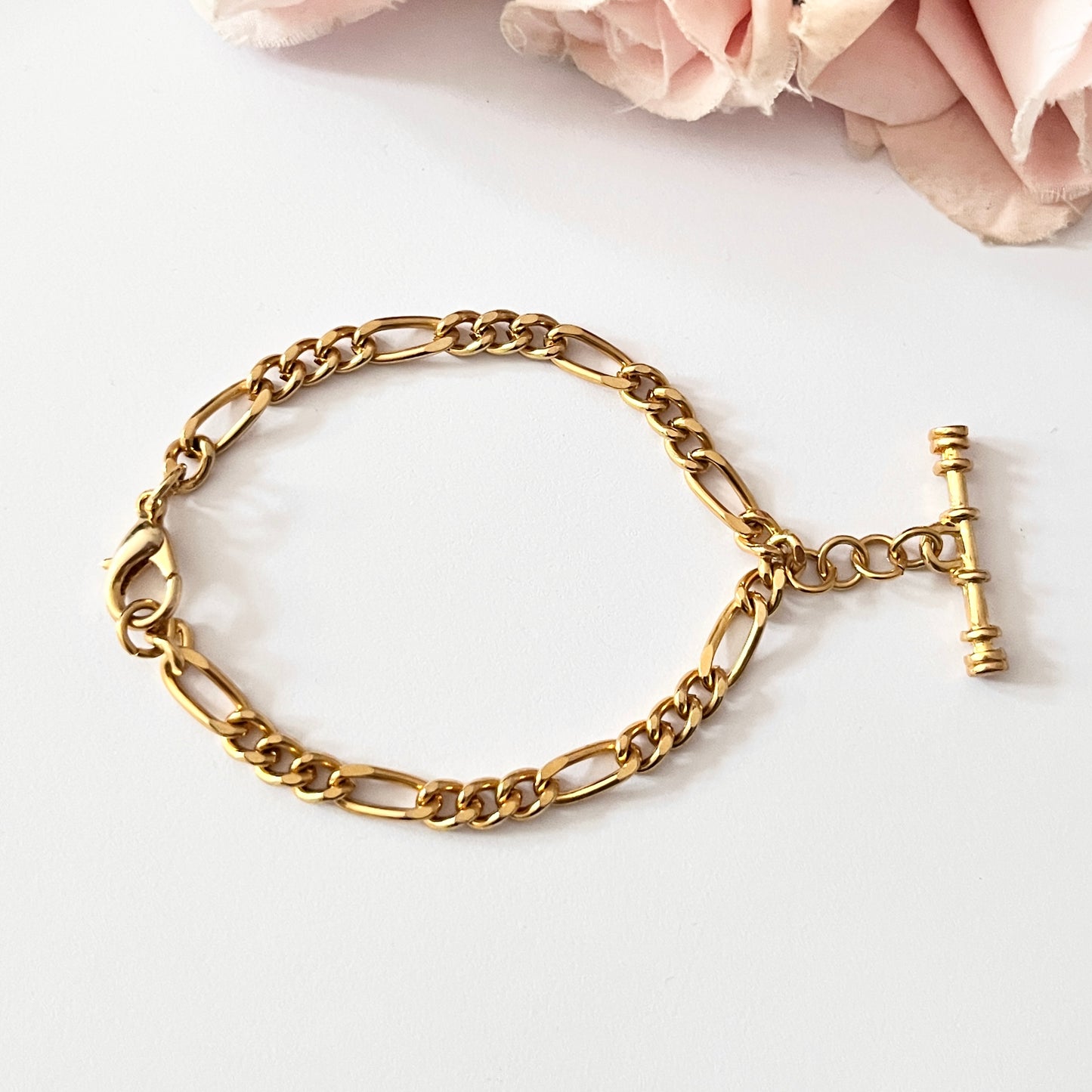 1980s Gold Plated T-Bar Chain Bracelet