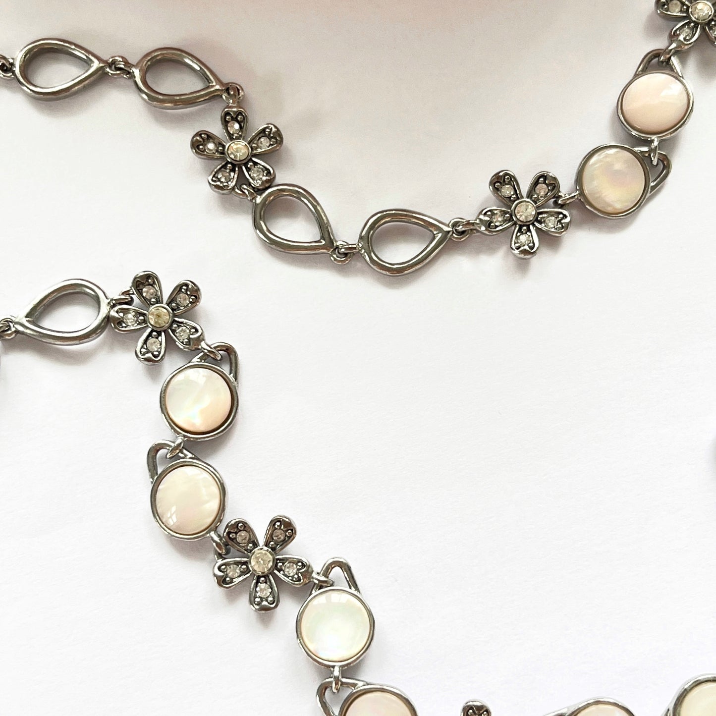 1960s Monet Mother Of Pearl Flower Diamanté Silver Tone Necklace