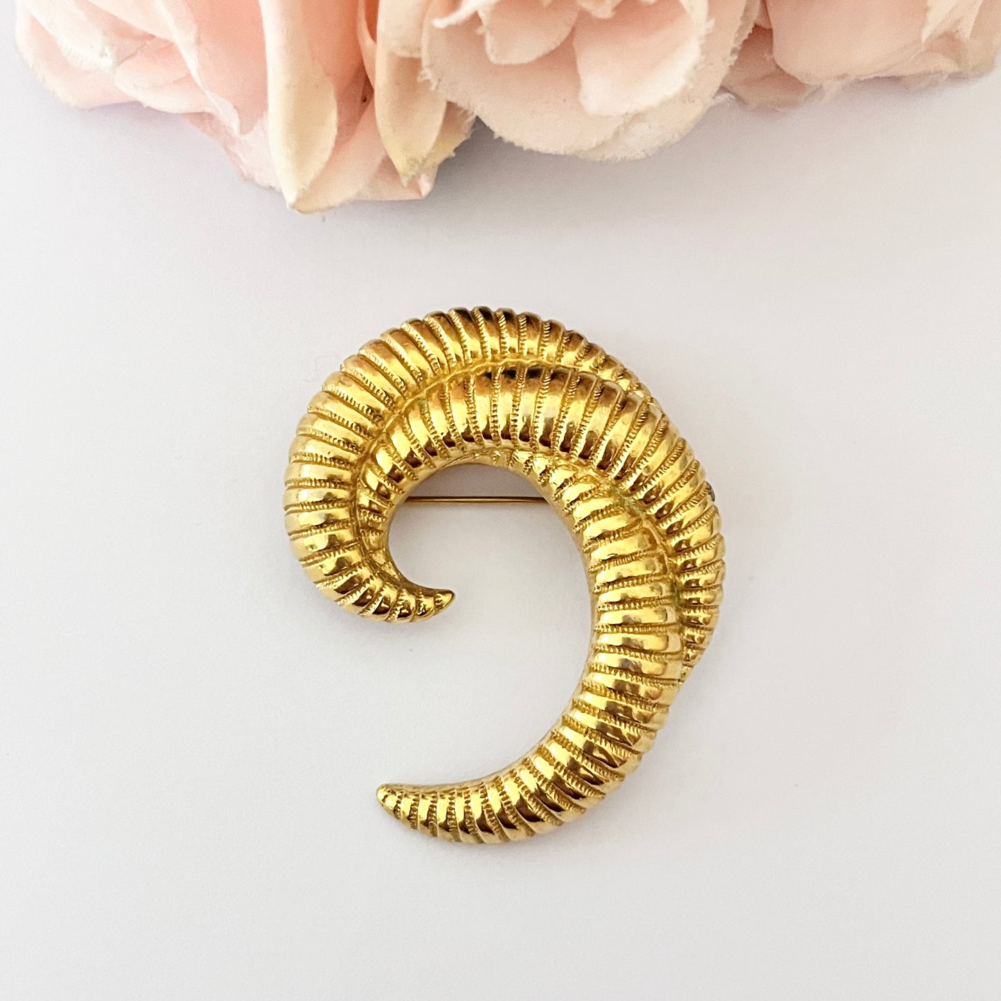 1980s Monet Gold Plated Statement Brooch