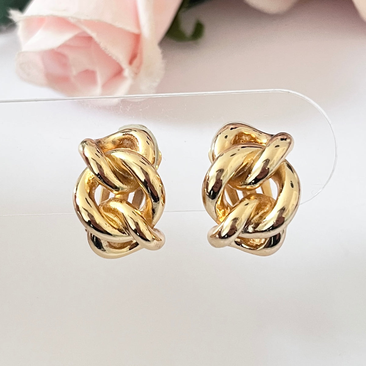 1980s Grossé Interlocking Links Gold Plated Clip On Earrings