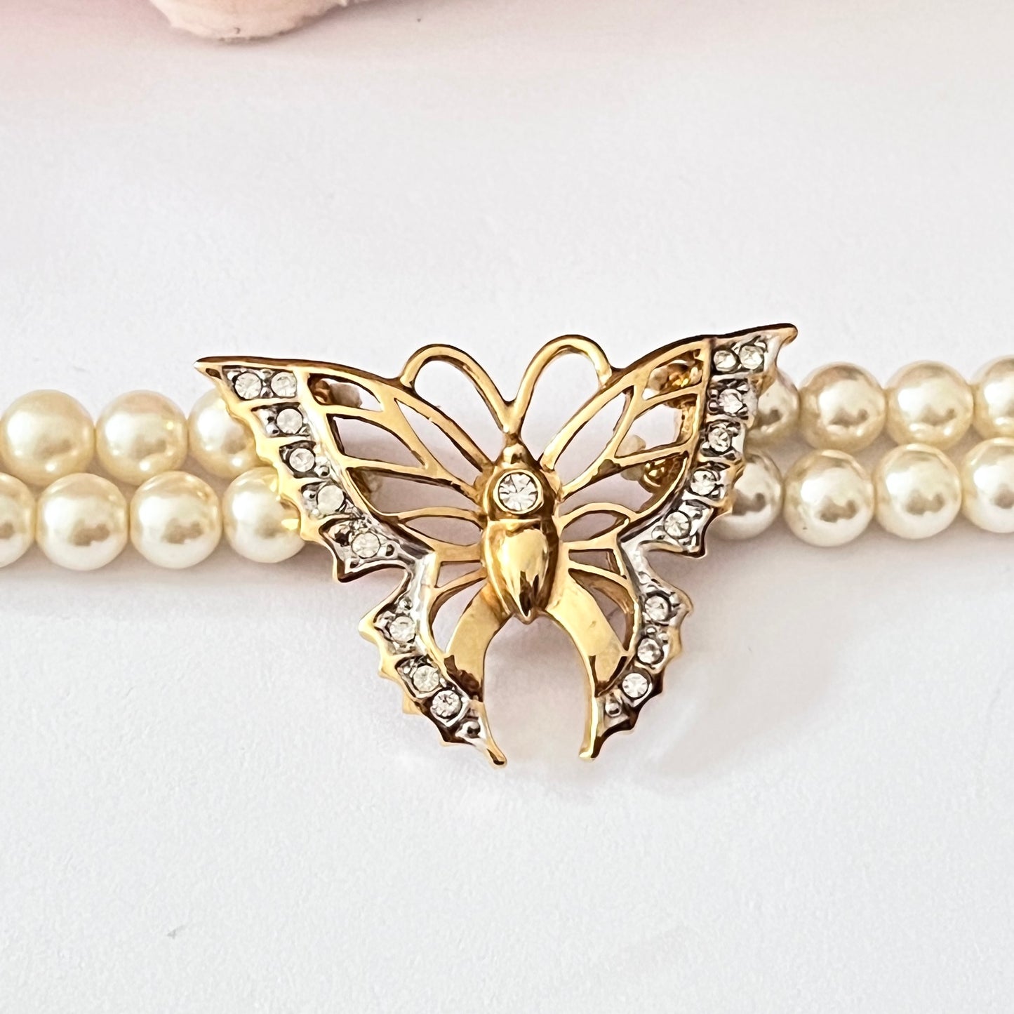 1980s Butterfly Pendant Faux Pearl Multistrand Collar Necklace