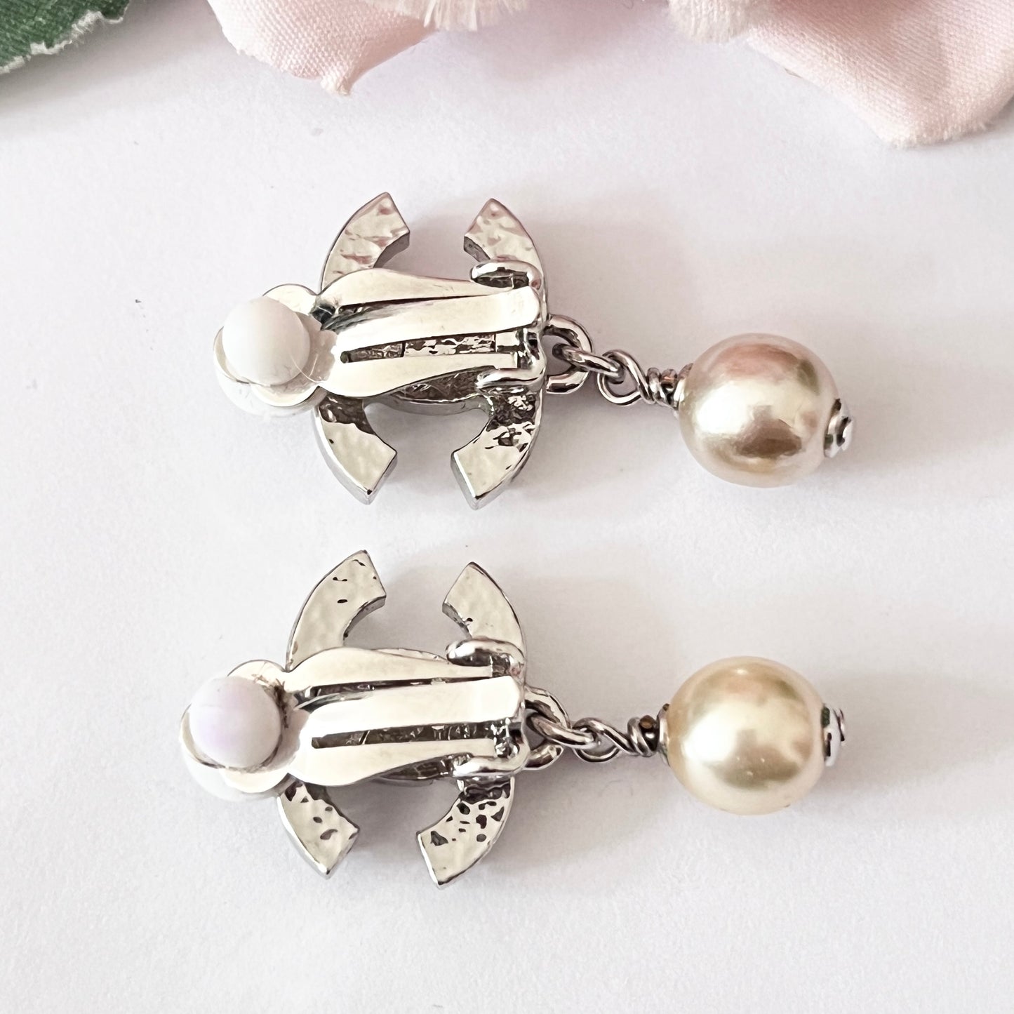 2006 Chanel Silver Dangly Faux Pearl Clip On Earrings