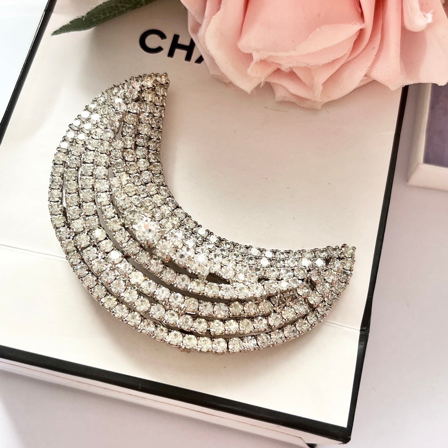 1950s Silver Tone Diamanté Crescent Moon Brooch