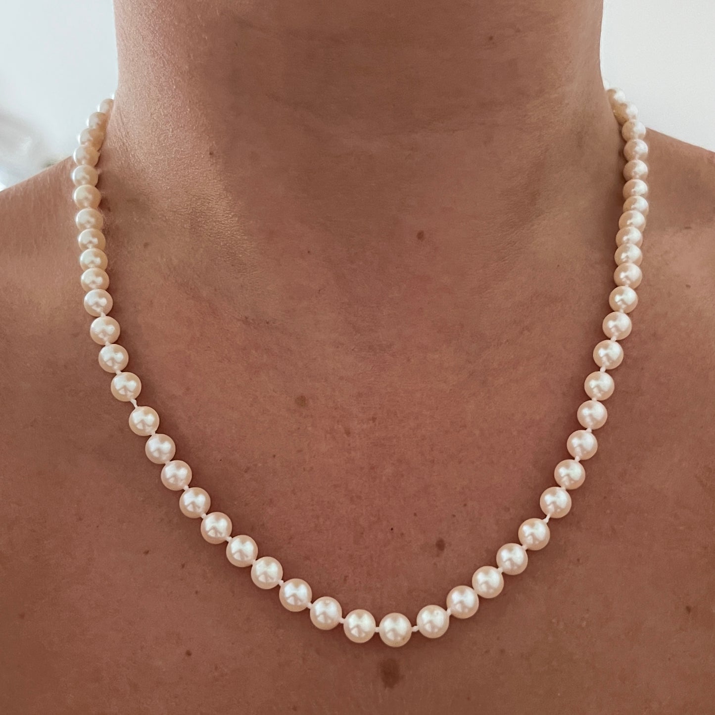 1980s Freshwater Pearl Sterling Silver Clasp Necklace