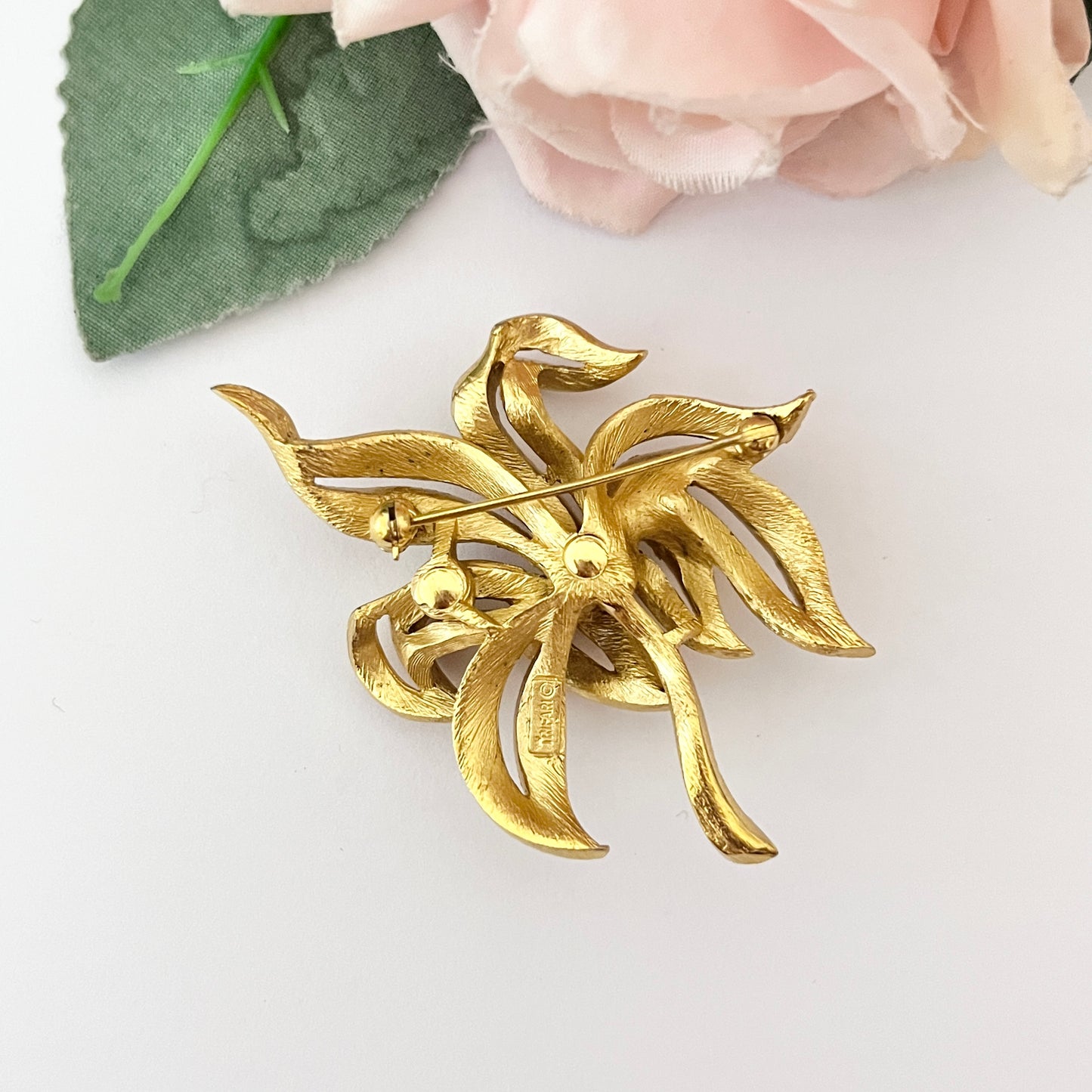 1980s Trifari Gold Plated Large Statement Palm Tree Brooch