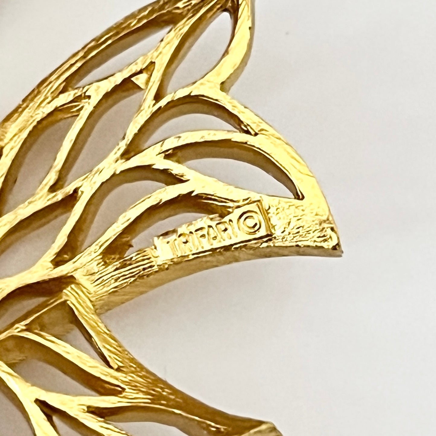 1980s Trifari Gold Plated Large Statement Ribbon Brooch