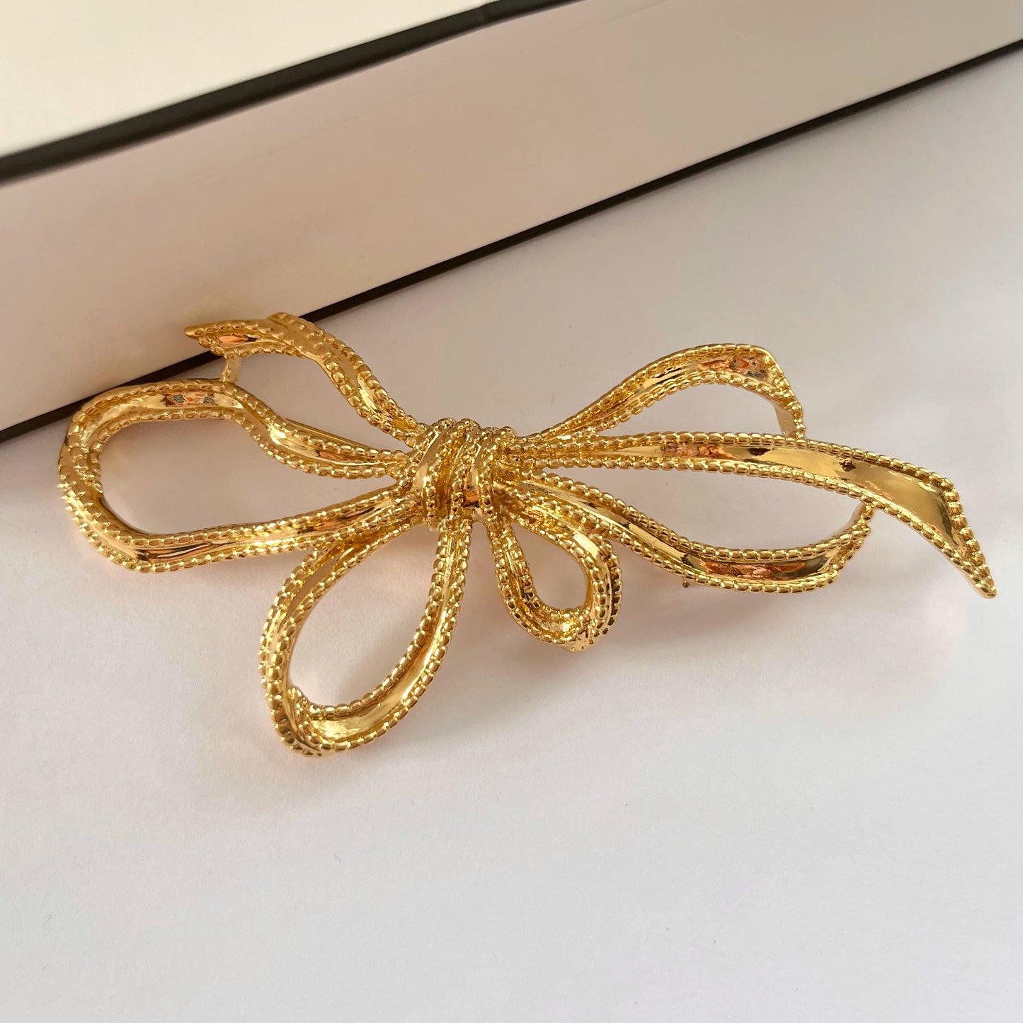 1980s Trifari Gold Plated Large Statement Ribbon Bow Brooch