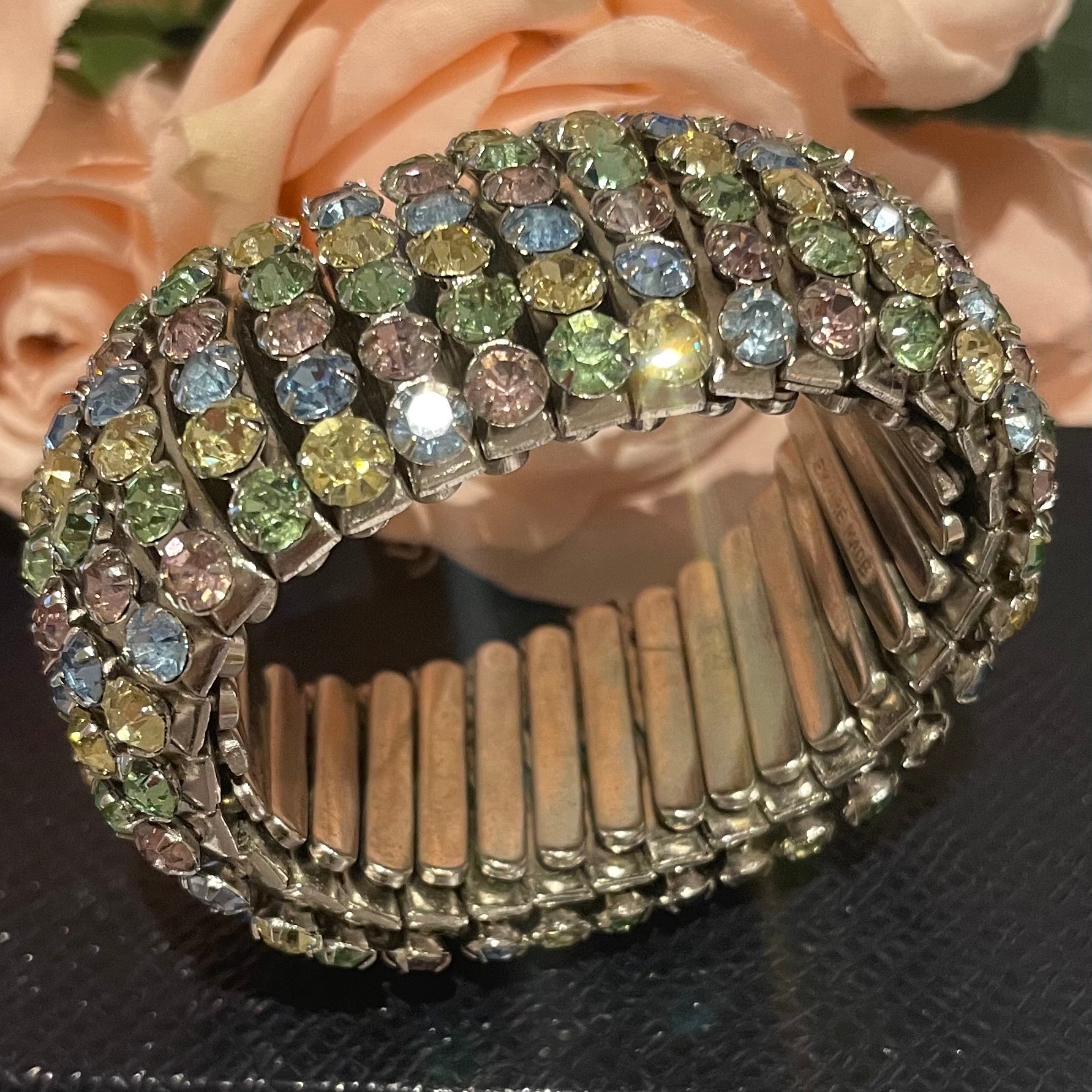 Sparkly 1950s Pastel Diamanté Expandable Cuff Bracelet – Vintage Amara