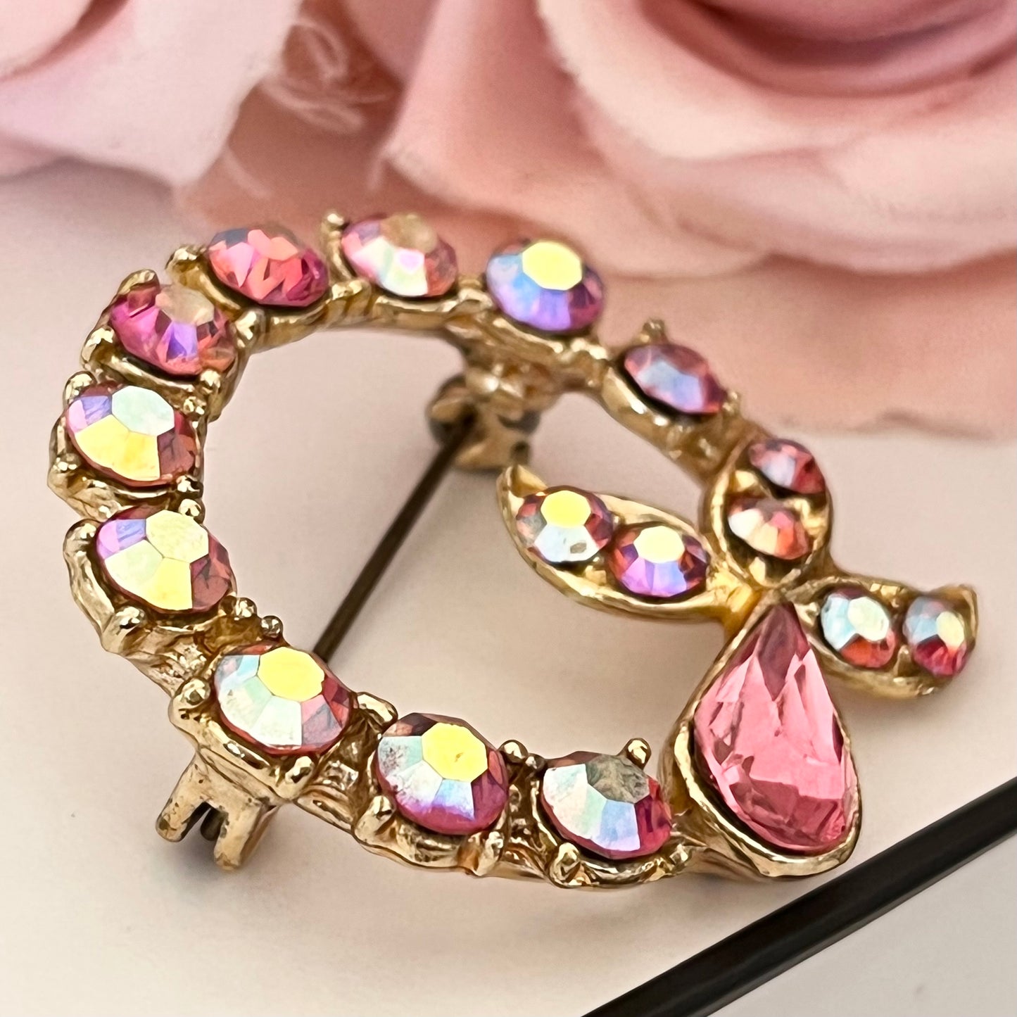 1950s Pretty Pink Aurora Borealis Brooch