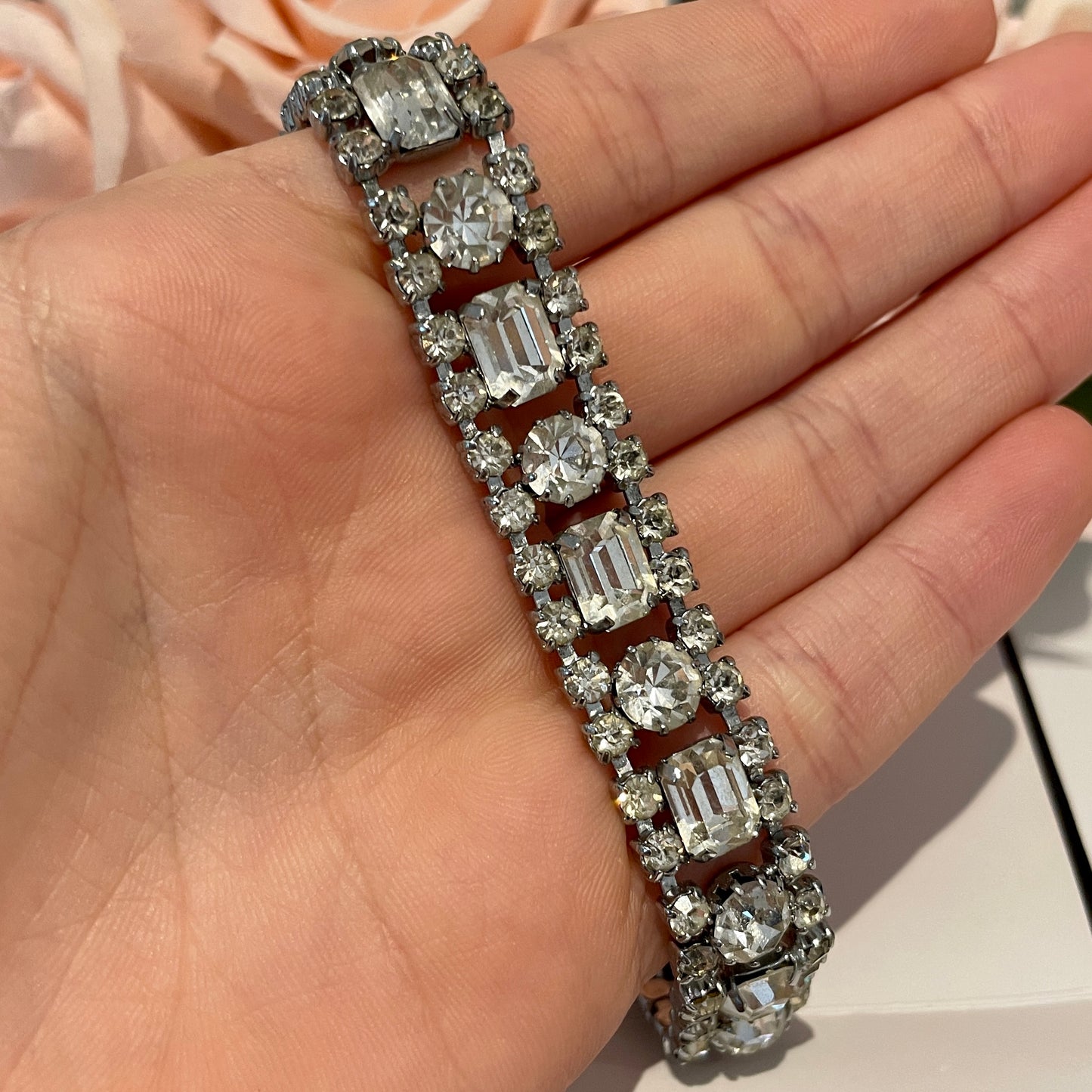1950s Beautiful Diamanté Sparkly Bracelet
