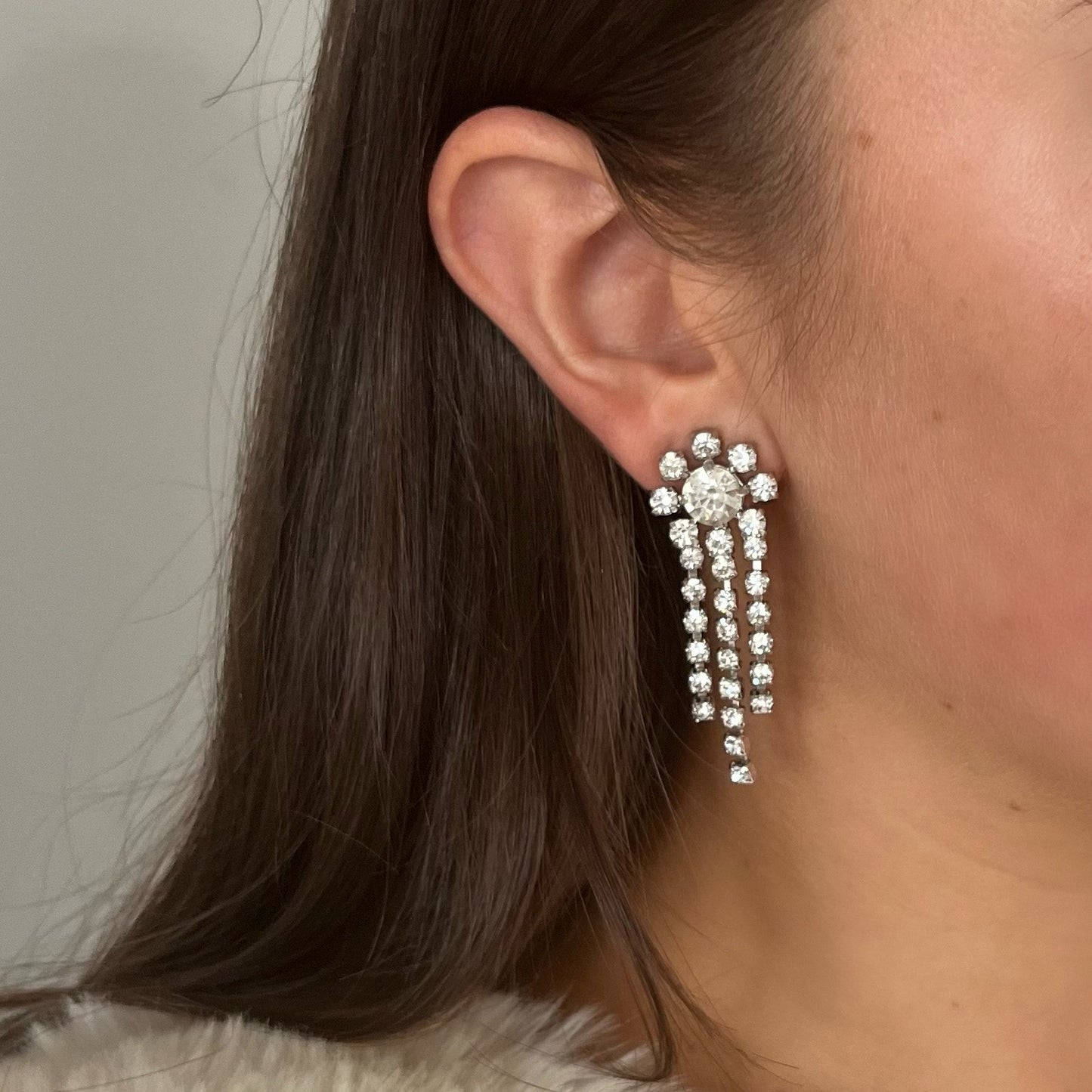 1950s Sparkly Diamanté Flower Dangly Clip On Earrings