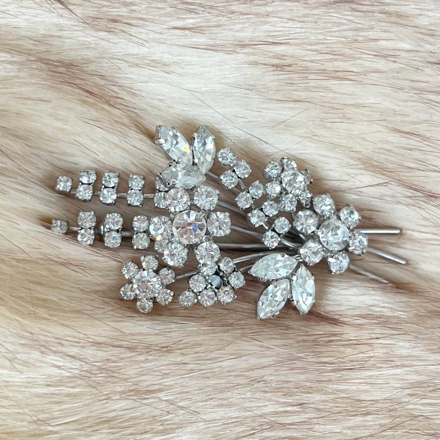 1940s Silver Tone Sparkly Diamanté Floral Spray Brooch